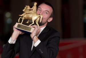 Il vincitore del Marc'Aurelio d'Oro, Alberto Fasulo (media.zenfs.com)