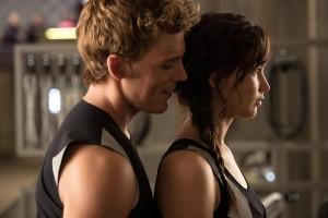 the_hunger_games_catching_fire_60082339_st_1_s-high