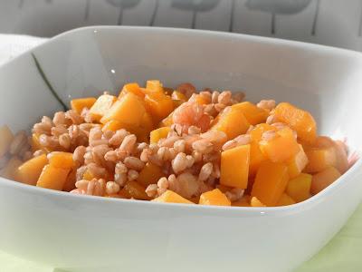 Farro allo zenzero con zucca e gamberetti