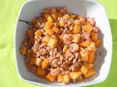 Farro allo zenzero con zucca e gamberetti