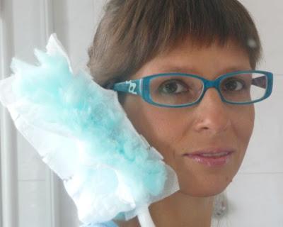 Swiffer Duster ... il tango del pulito di Surfing the Web!