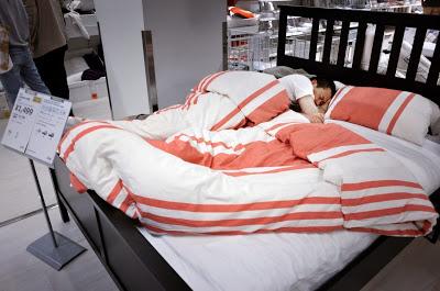 In Oriente si dorme all'Ikea?