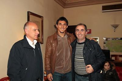 foto con Nicolas Burdisso