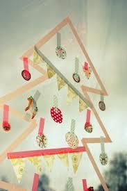 Creare un albero di Natale con il washi tape 