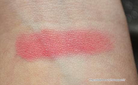 Etre Belle, Blush On Puder Rouge - Review and swatches