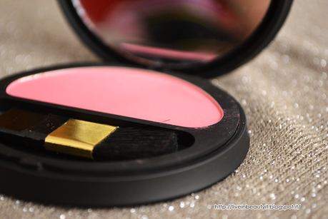 Etre Belle, Blush On Puder Rouge - Review and swatches
