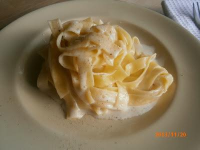 Fettuccine All'Alfredo