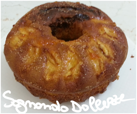 Ciambella con crema pasticcera