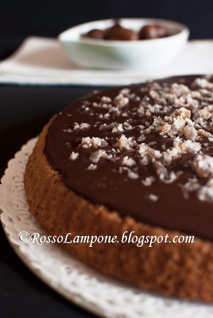 GENOISE ALLA CANNELLA CON MARRONI E CIOCCOLATO