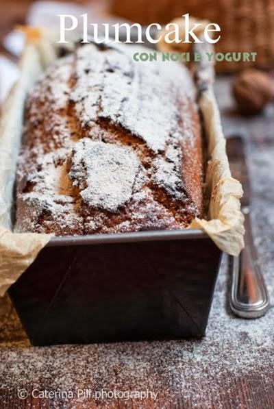 Plumcake con noci e yogurt