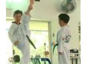 Linda Sim, suora insegna arti marziali bambini cancro (Video)