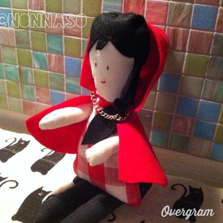 nonnaso-cappuccetto-rosso-bambola