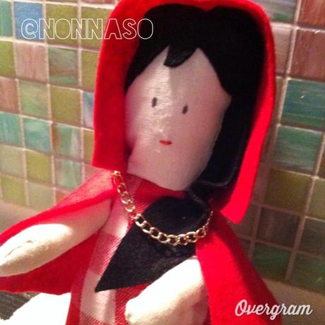 nonnaso-cappuccetto-rosso-bambola