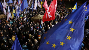 Le proteste nelle piazze di Kiev (voanews.com - Reuters)
