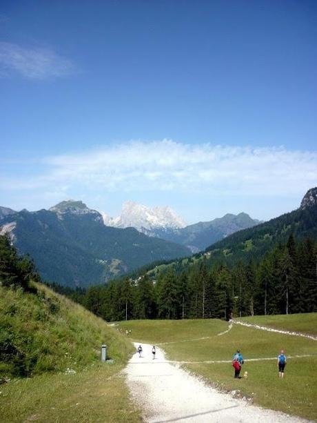 lago coldai e rifugio tissi