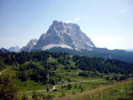 lago coldai e rifugio tissi