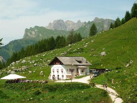 escursione al rifugio fiume