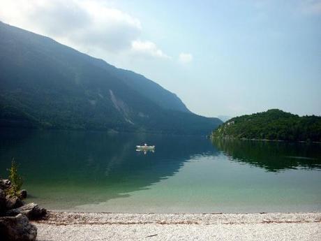 spiaggia lago di molveno