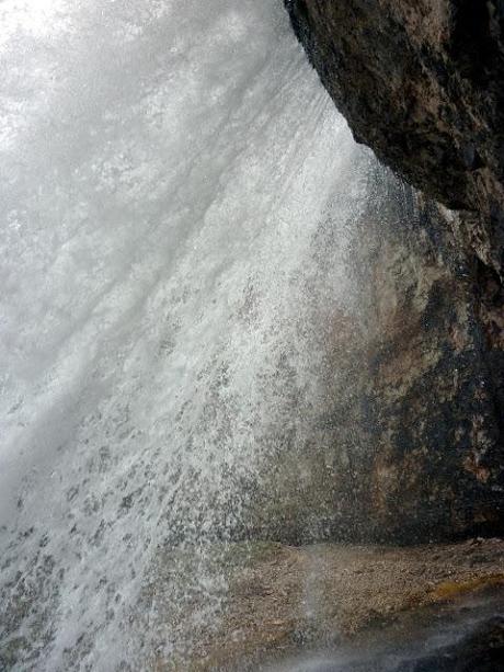 sentiero cascate di fanes, cortina