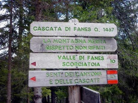 sentiero dei canyons e delle cascate di fanes