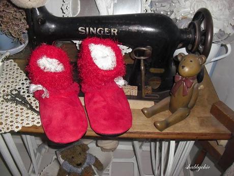 scarpine calde calde in stile shabby chic