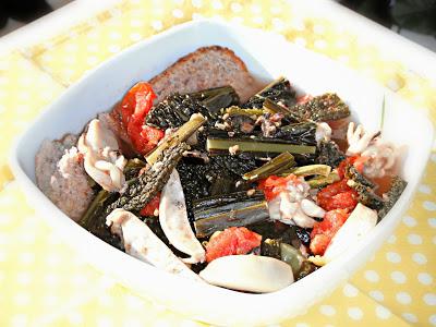 Zuppa toscana di cavolo nero al profumo di mare