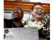 Usa, donne celebrano matrimonio anticipo, malata cancro (Foto)