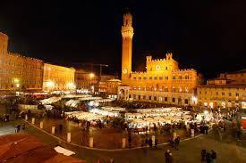 mercato nel campo siena