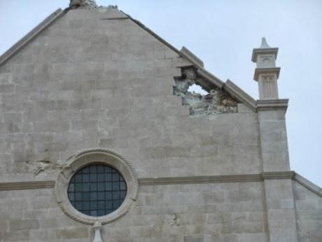 Fulmine danneggia gravemente l'abbazia di Santa Maria delle Isole Tremiti