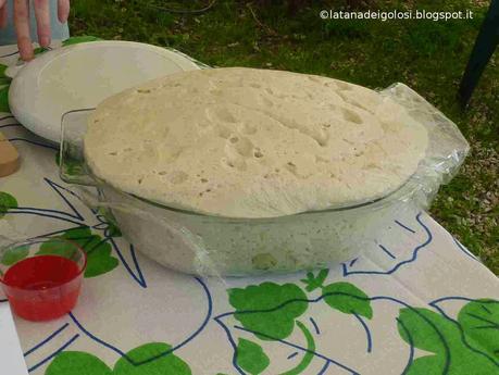 Facciamo il pane sciapo con lievito madre