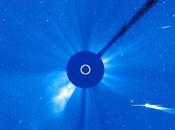 cometa ISON sopravvive parte) supera perielio