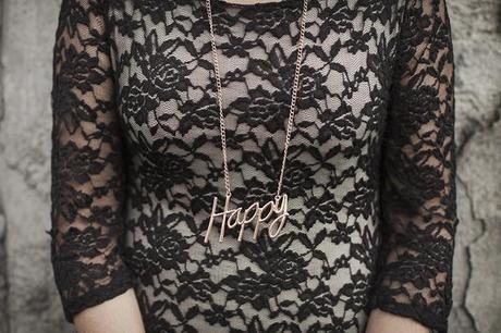 The way to happiness Smilingischic, fashionblog, the way to happiness, happy, outfit, pizzo, black and camel, romantic style,