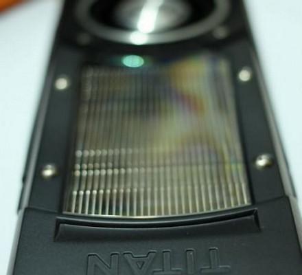 geforce_gtx-Titan_black_edition_2