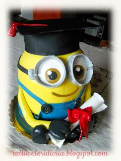 Torta a forma di Minion (LAUREA)