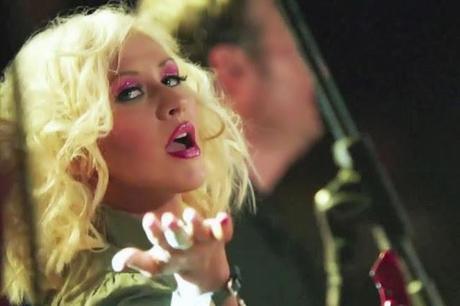 Nuova rubrica: Stasera mi trucco,stasera mi trucco mi trucco con......Christina Aguilera!!!