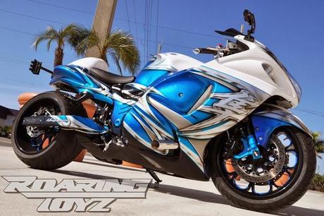 Suzuki GSX-R 1300 Hayabusa by Roaring Toyz