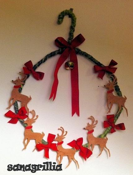 CHRISTMAS WREATH REINDEER