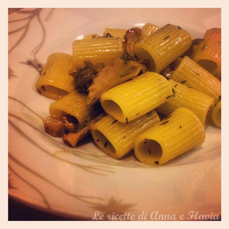 Rigatoni con noci alle erbe