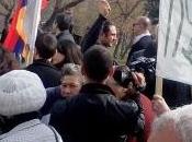 ARMENIA: solo Kiev: anche Yerevan scende piazza