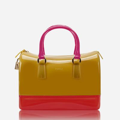 FURLA PRESENTA LA NUOVA CANDY BAG LIMITED EDITION DEDICATA AL NATALE