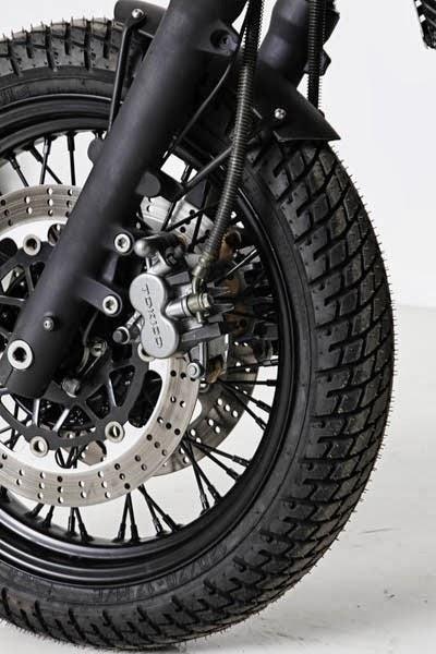 Kawasaki Zephyr 750 by Wrenchmonkees