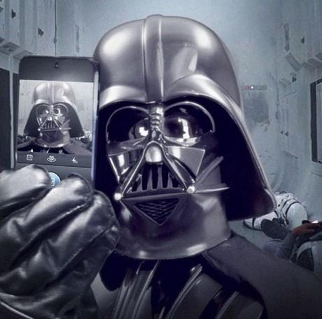 darth-vader-selfie (600 x 597)