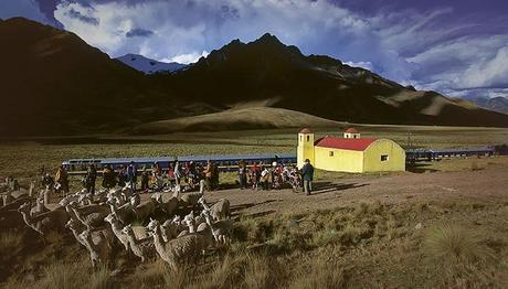 Da Cusco a Puno, a bordo dell'Andean Express, il treno di lusso sulle Ande peruviane