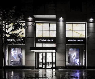 ARMANI FESTEGGIA L'APERTURA DELLA PRIMA BOUTIQUE GIORGIO ARMANI A SAN PIETROBURGO