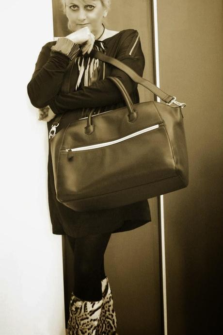 LEVI'S BAG FOR BIG WRITERS