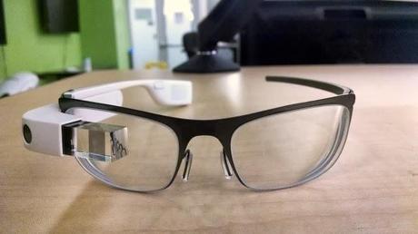 [Foto] Google Glass 2.0: da adesso montati sulle normali lenti da vista