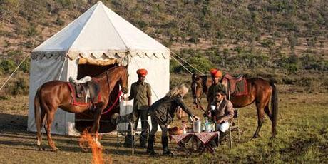 campo tendato per cavalieri in Rajasthan