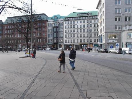 Amburgo. Così, giusto per...