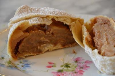 Oggi mi sento austro-ungarica: strudel per tutti!