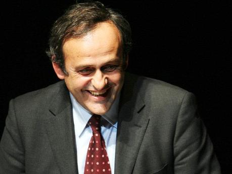 Platini, e le trasformazioni nel calcio, ora vorrebbe le espulsioni temporanee